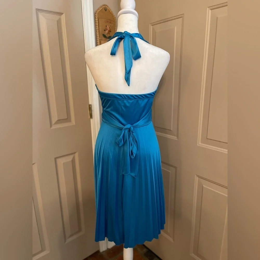 Speechless vintage electric blue halter fit & flare pleated party dress. Size S. - Picture 3 of 9